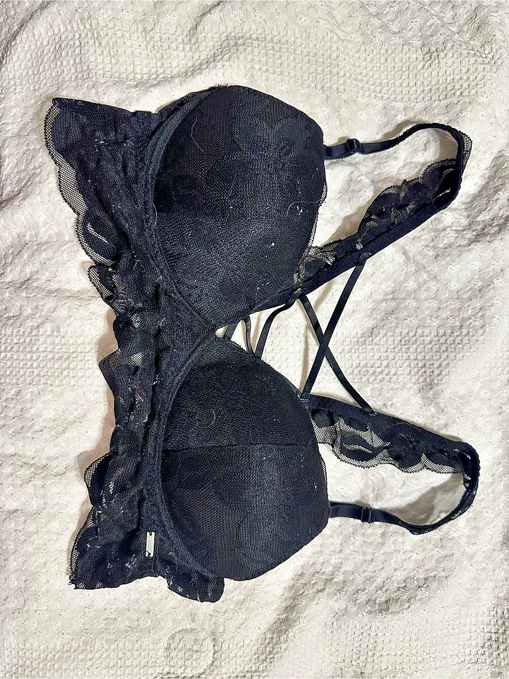 Victoria's Secret Lace Bra in Black & Pink